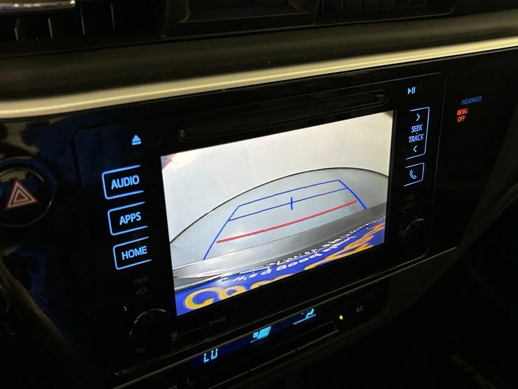 Used 2018 Gray Toyota SE image 25