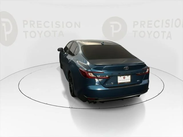Certified Used 2025 OCEAN GEM Toyota SE image 5