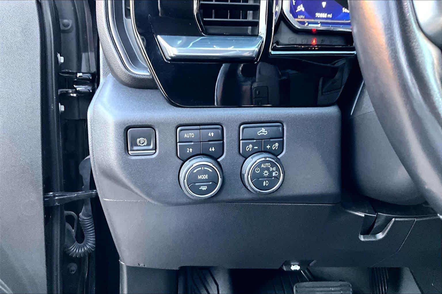 Used 2022 Black Chevrolet LT Trail Boss image 36