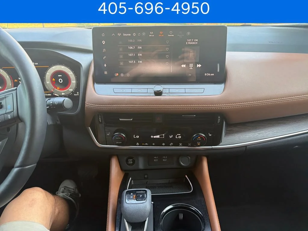 Pre-Owned 2024 Nissan Rogue Platinum