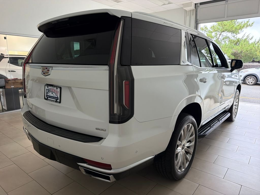 Used 2022 White Cadillac Premium Luxury image 7