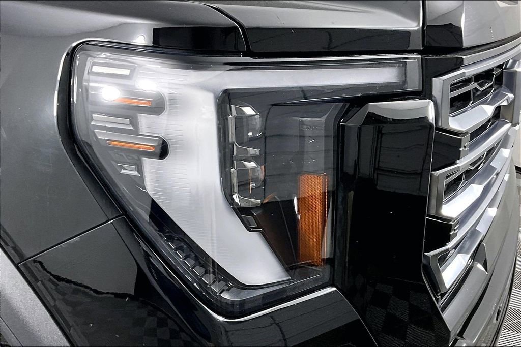 2024 GMC Sierra 2500HD AT4 - Photo 33