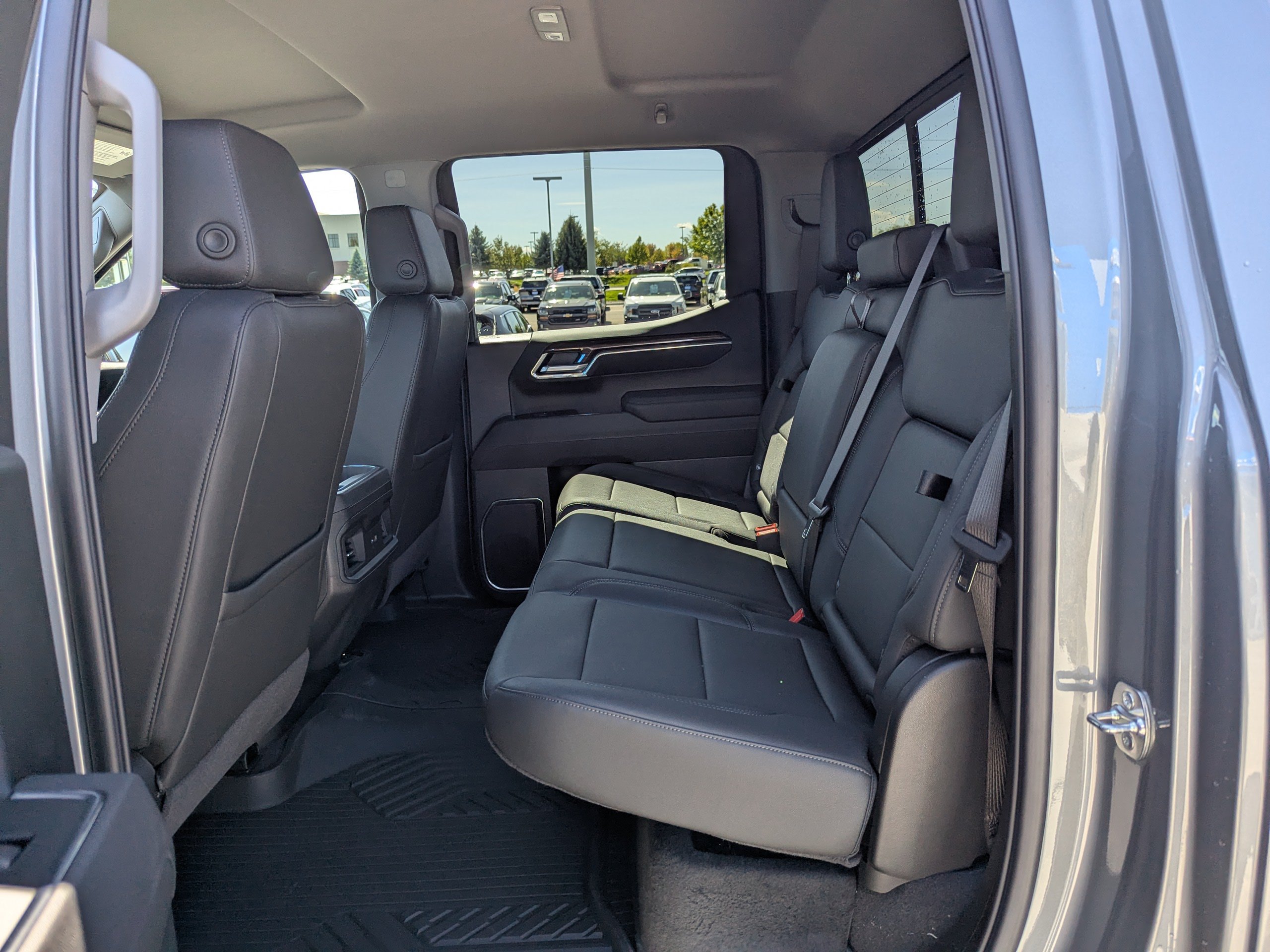 2026 Chevrolet Silverado 1500 LT Trail Boss - Photo 31