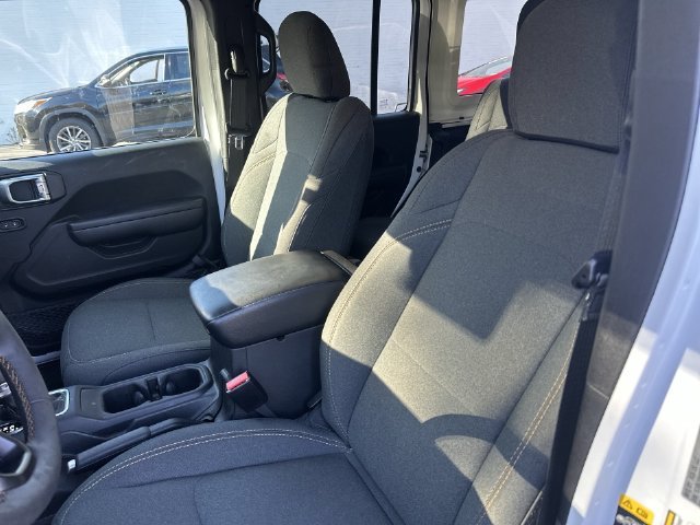 Used 2024 White Jeep Sport S 4xe image 22