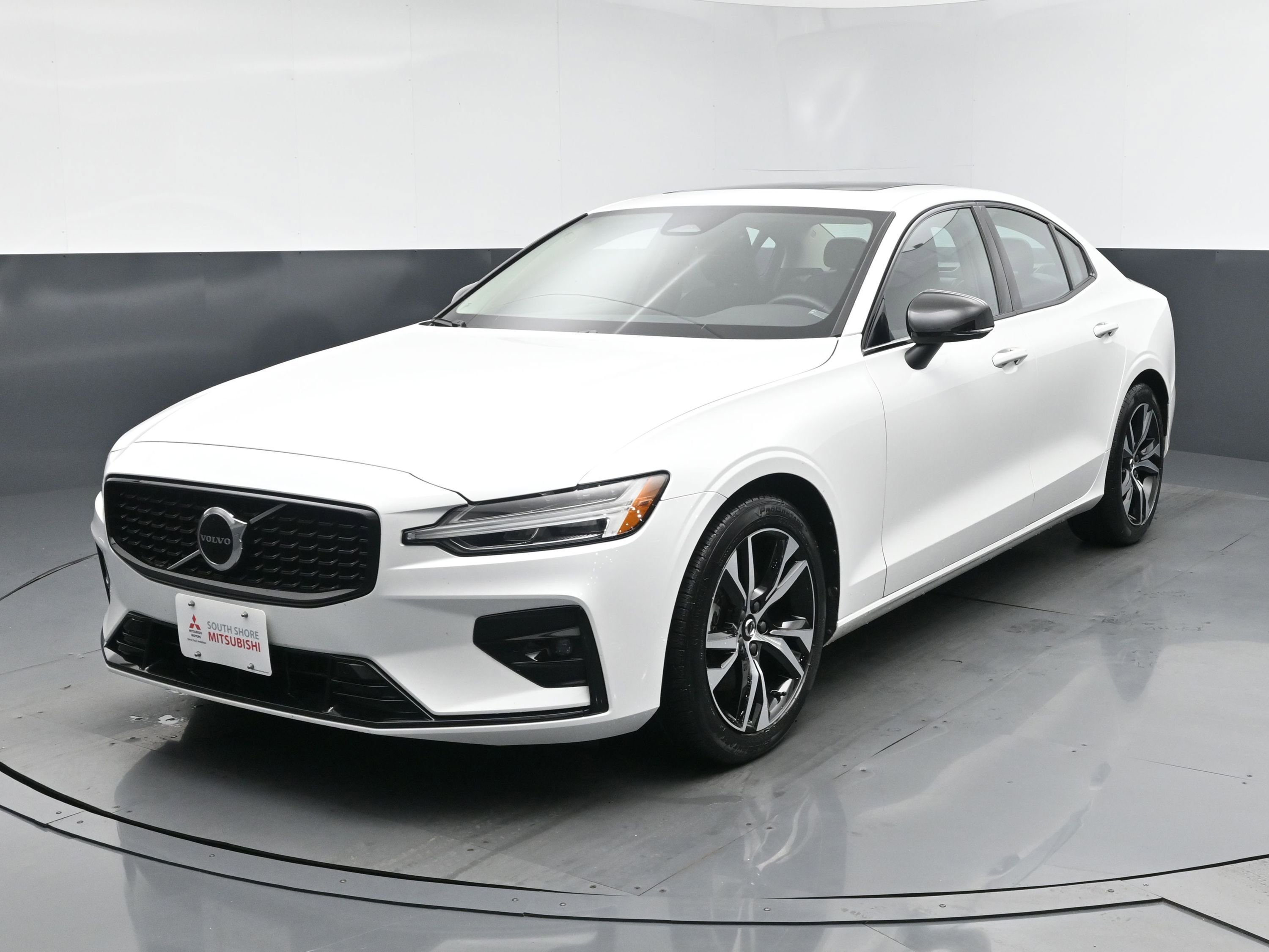 2024 Volvo S60 Core