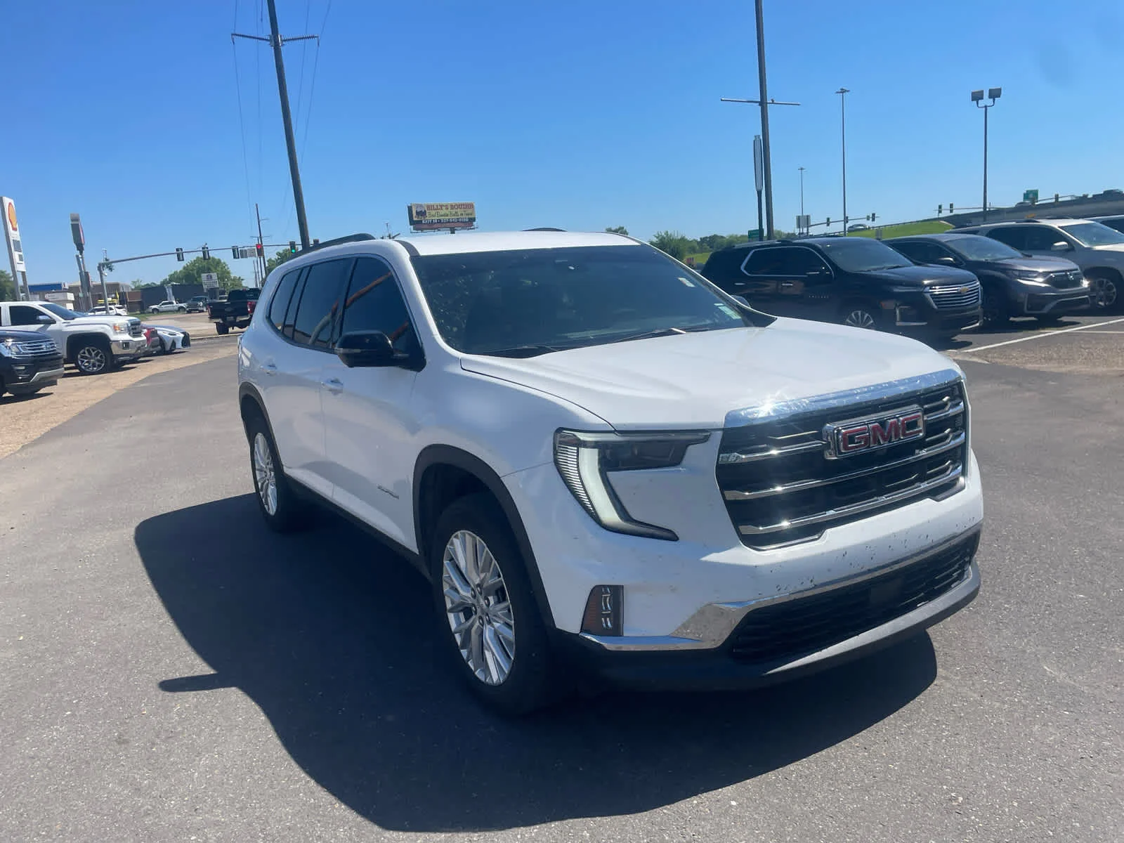 2024 GMC Acadia Elevation FWD's photo
