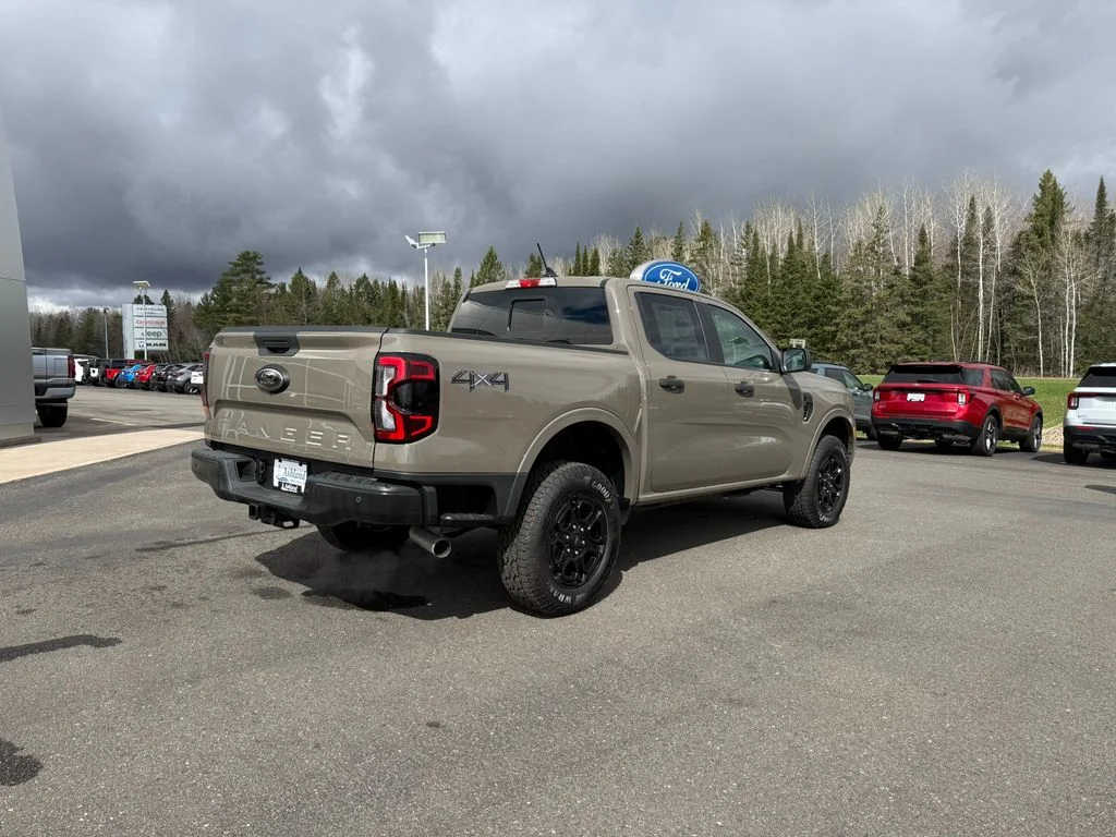 New 2025 Marsh Gray Ford XLT image 3