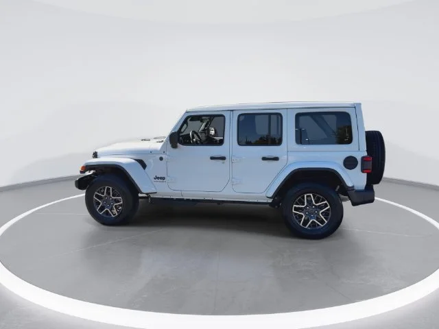 Used 2026 White Jeep Sahara image 6