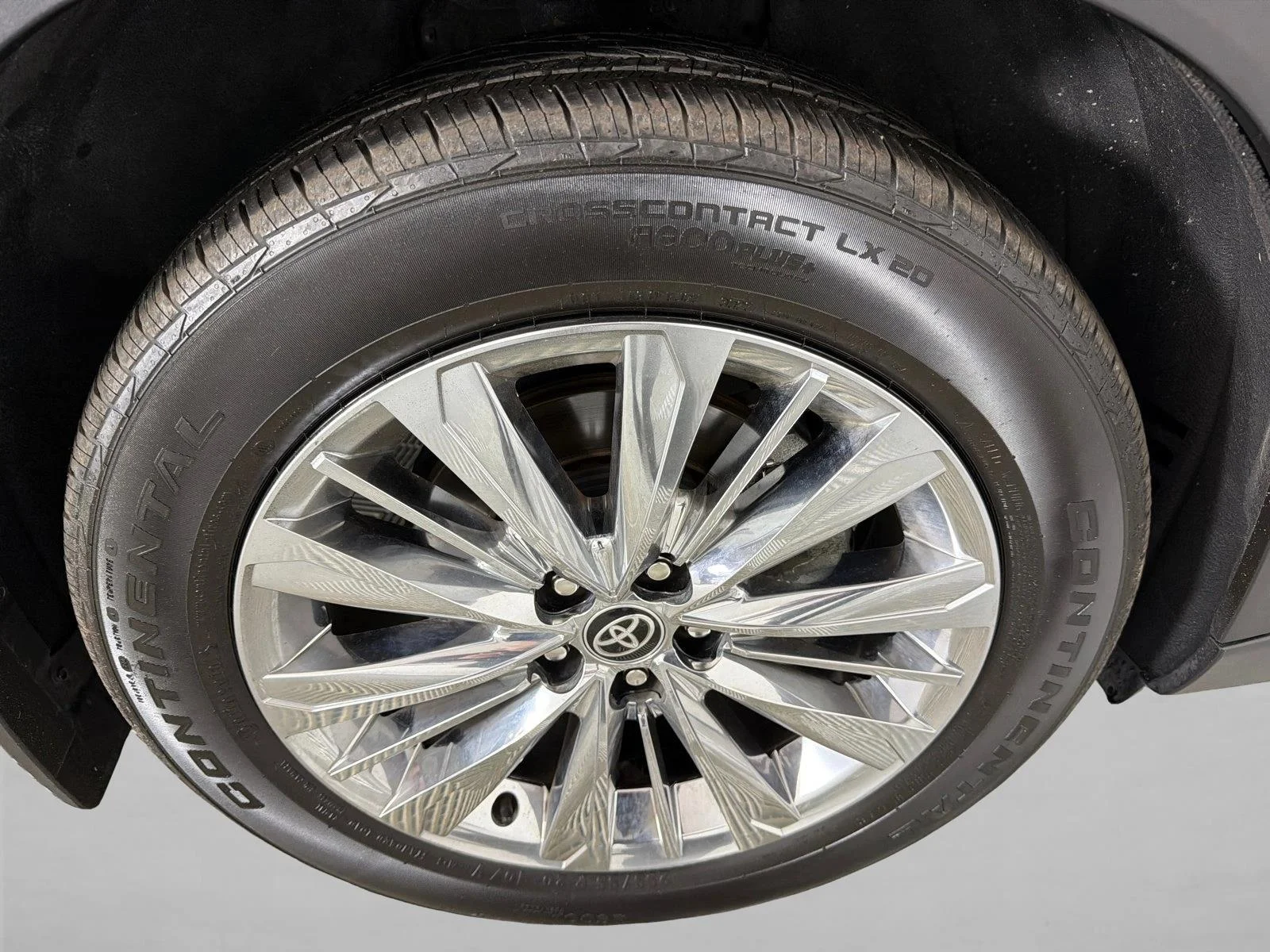 Used 2024 Silver Toyota XLE image 13