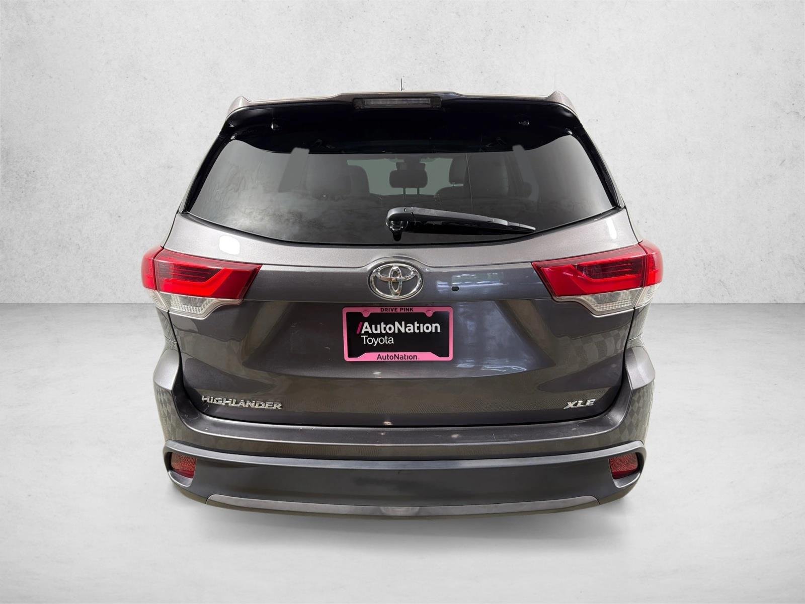 Used 2019 Predawn Gray Mica Toyota XLE image 6