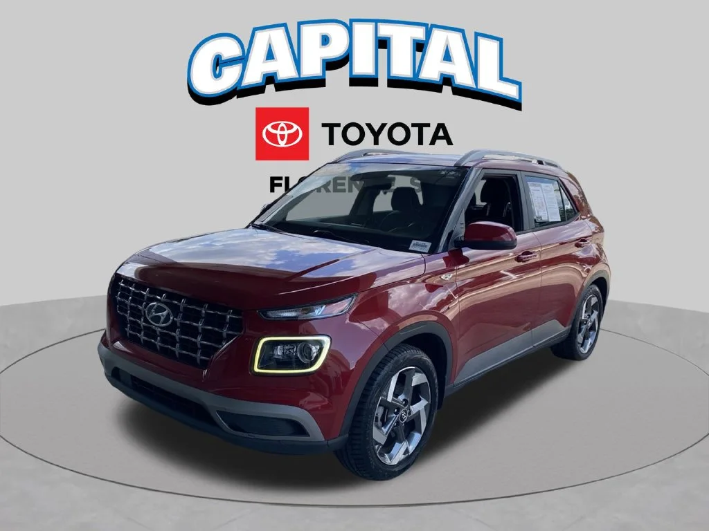 Used 2022 Red Hyundai Limited image 2