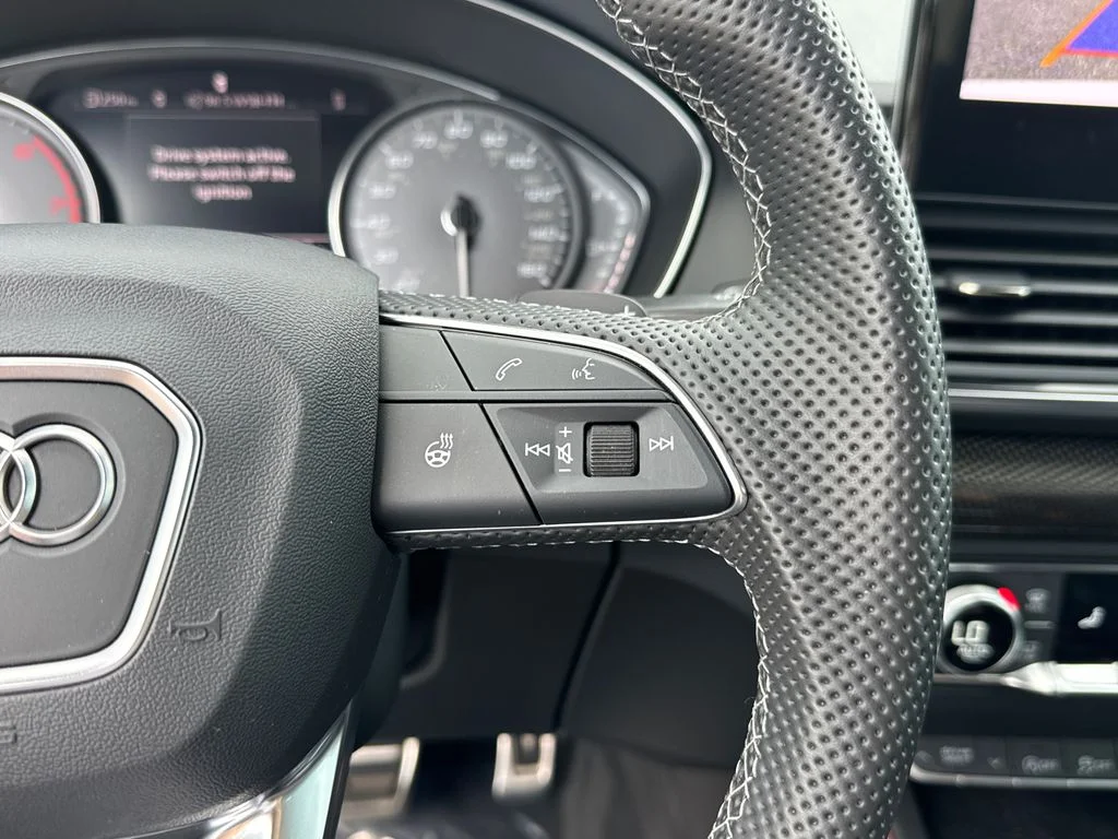 Used 2022  Audi Premium image 25