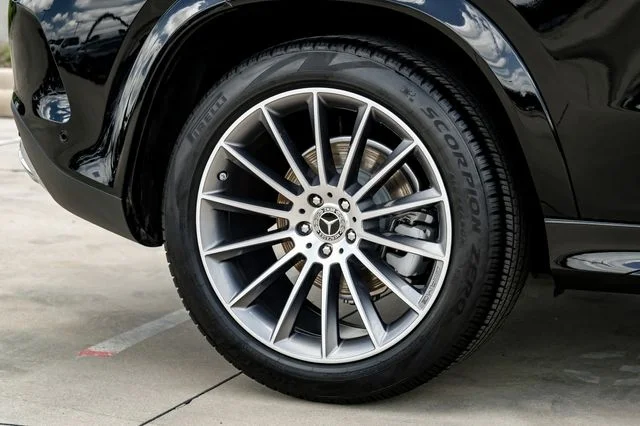 Used 2022 Black Mercedes-Benz GLE 350 image 68