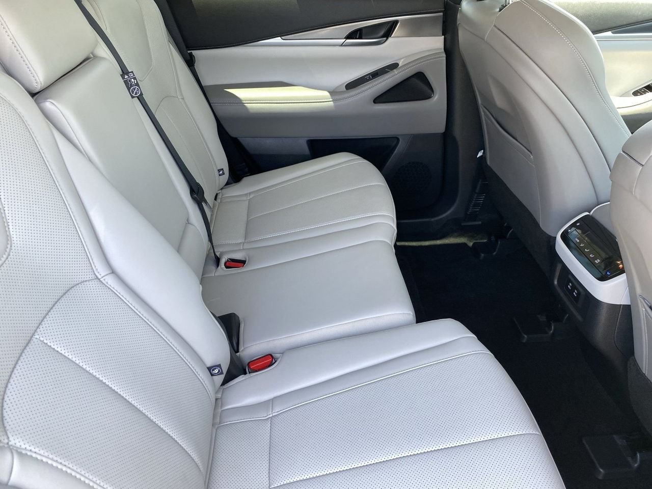 Certified Used 2026 Radiant White INFINITI PURE image 9