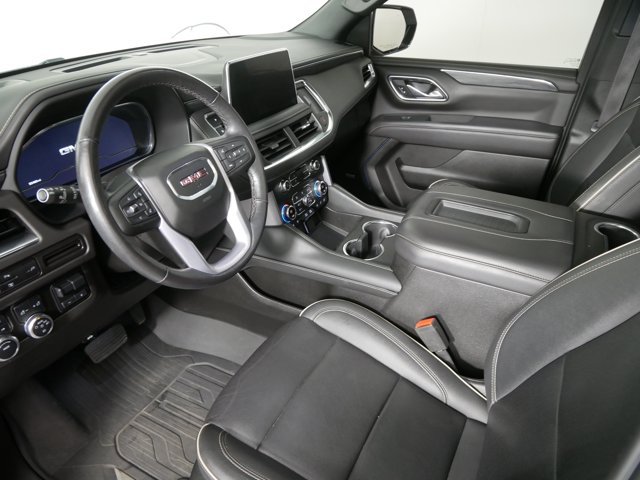 Used 2022 White Frost Tricoat GMC SLT w/ Luxury Pkg & Premium Pkg image 9