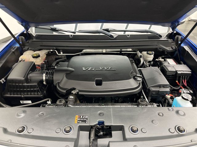 Used 2020 Marine Blue Metallic GMC 4WD SLT image 30