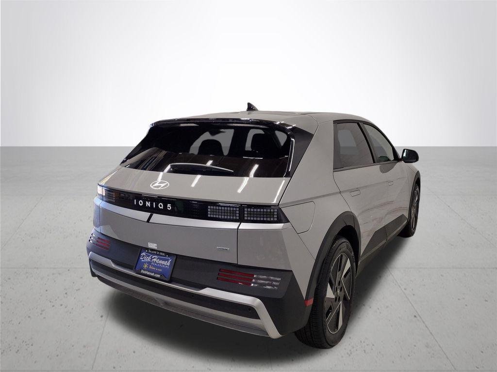 New 2026 Cyber Gray Hyundai SEL image 13