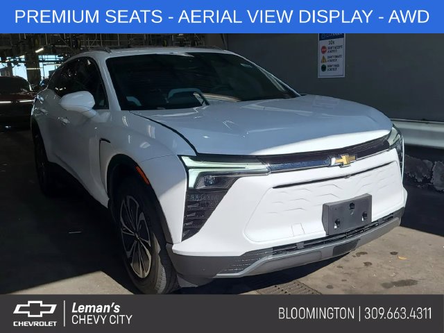 Used 2024 Summit White Chevrolet LT image 1