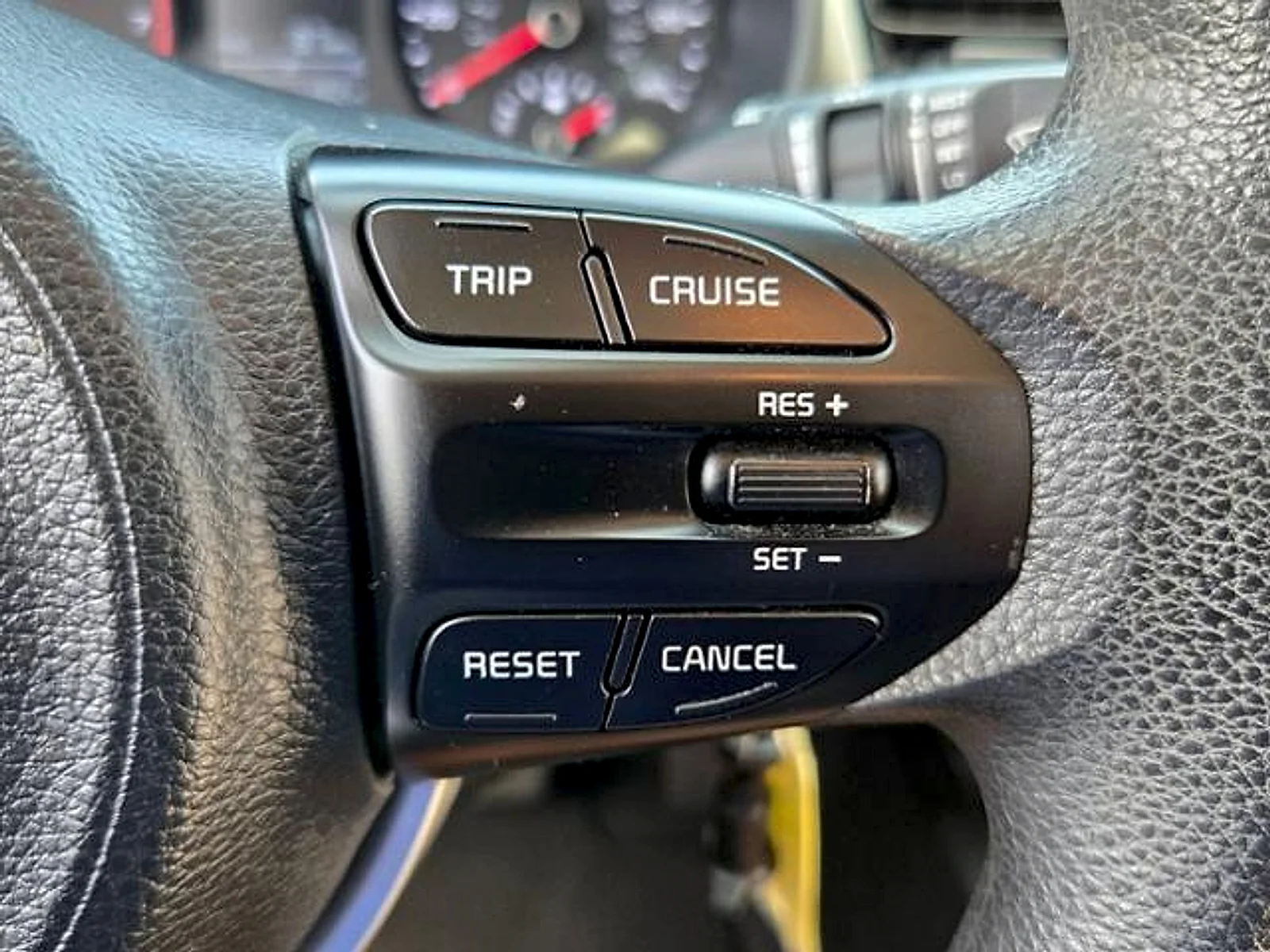 Used 2019 Clear White Kia S image 18
