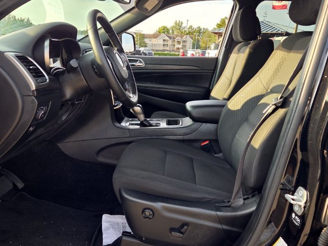 Used 2022 Black Jeep Laredo E image 5
