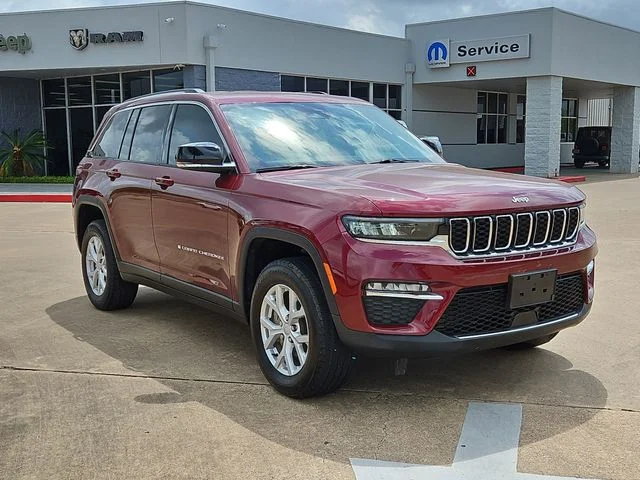 2023 Jeep Grand Cherokee Limited's photo