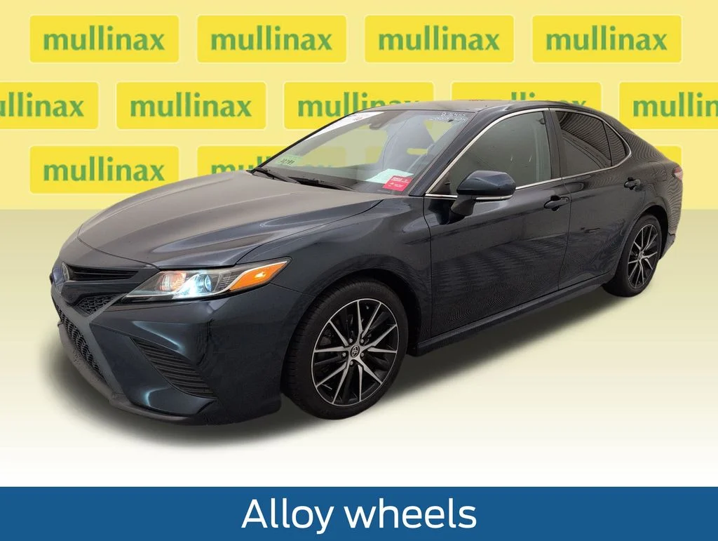 Certified Used 2020 Blue Toyota SE image 11
