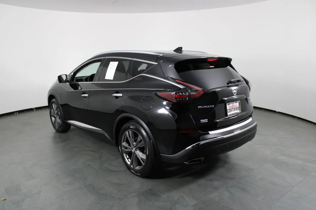 Certified Used 2020 Black Nissan Platinum image 5