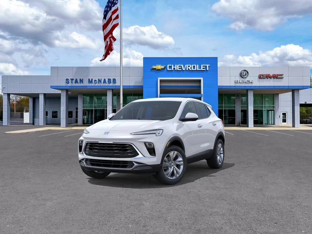 New 2026 Summit White Buick Preferred image 8