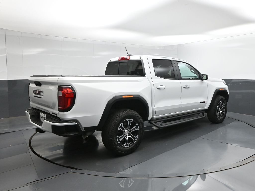 Used 2024 White GMC AT4 image 8