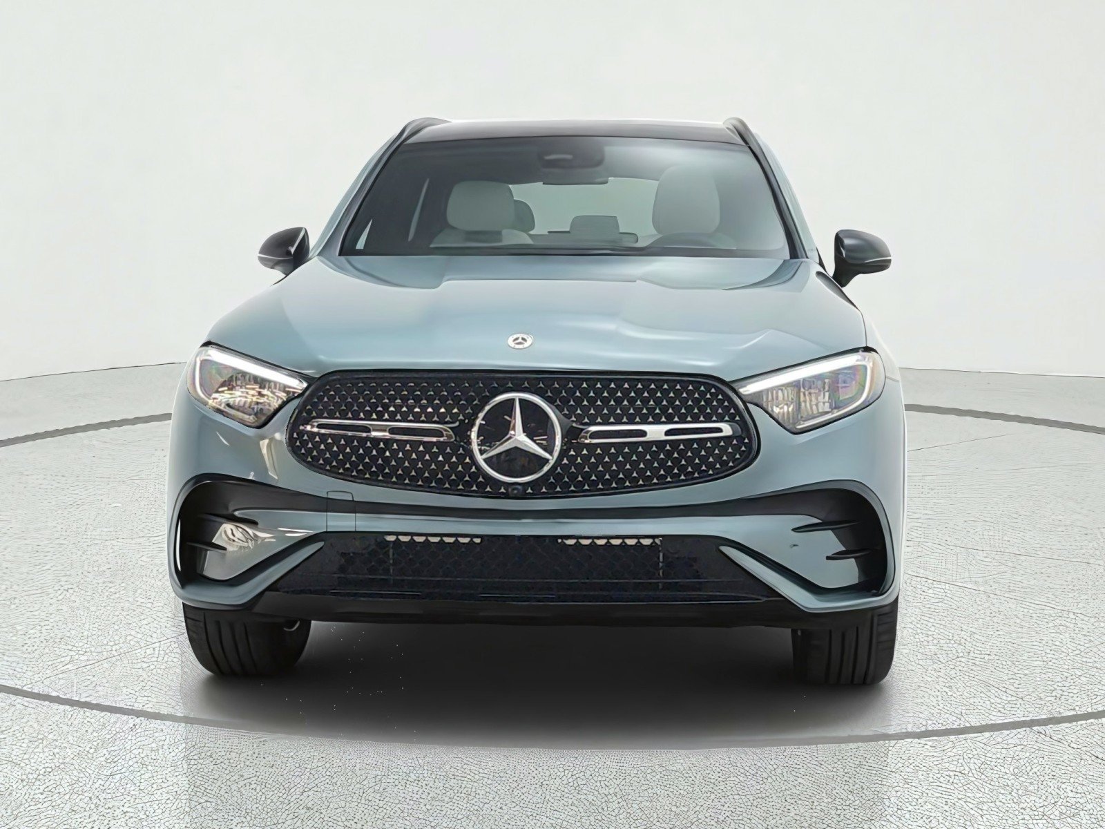 New 2027 Verde Silver Metallic Mercedes-Benz GLC 300 SUV image 23