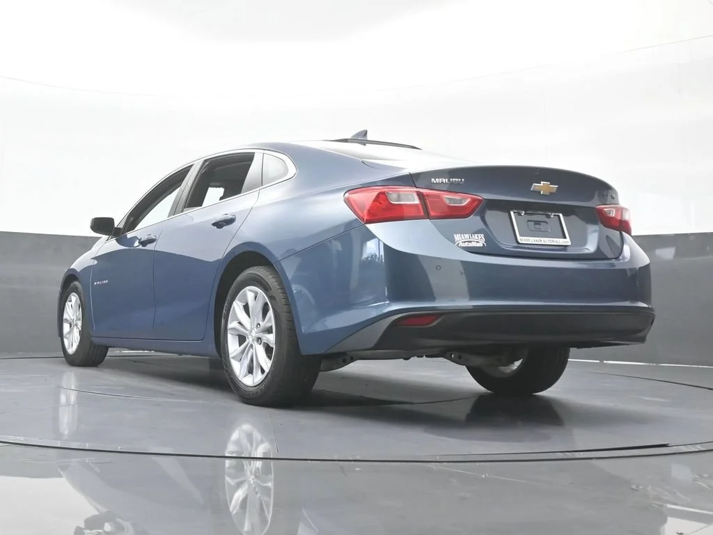 Used 2024 Lakeshore Blue Metallic Chevrolet LT image 51