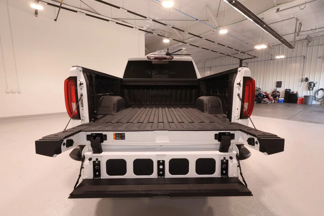 2025 GMC Sierra 1500 AT4 - Photo 27