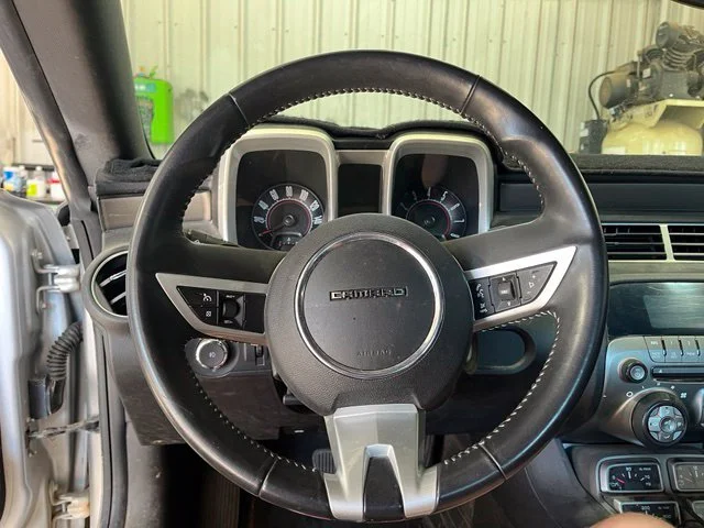 Used 2010 Silver Chevrolet 2LT image 20