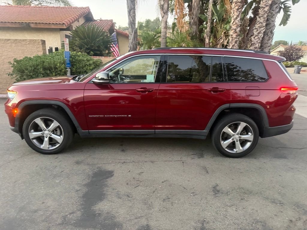 Used 2021 Red Jeep Limited image 10