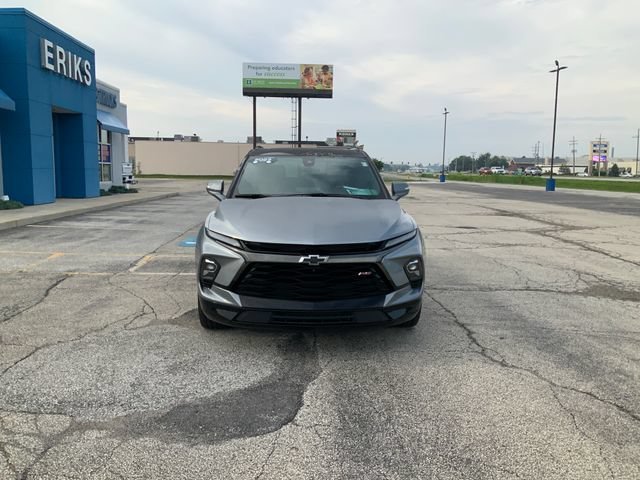 Used 2023 STERLING GRAY METALLIC Chevrolet RS image 3