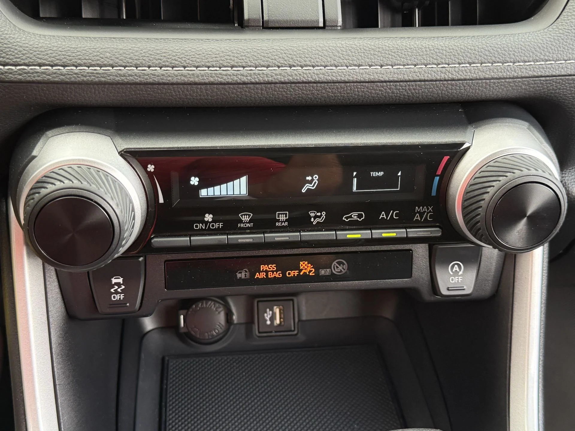 Used 2024 Pearl Toyota LE image 5