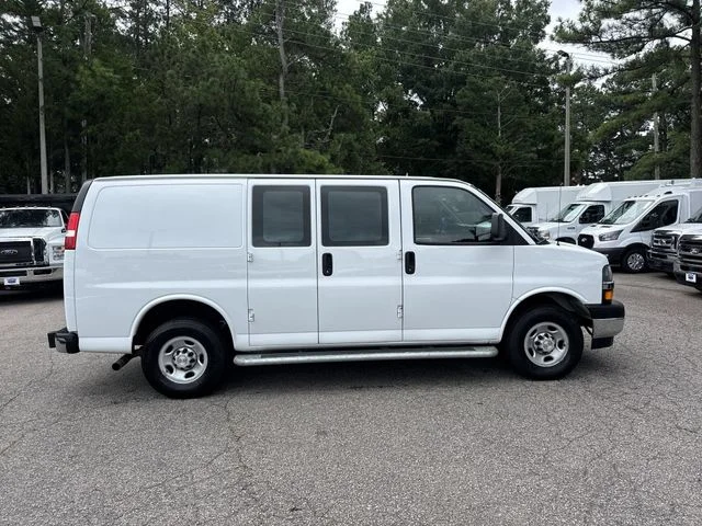 Used 2024 White Chevrolet Work Van image 9