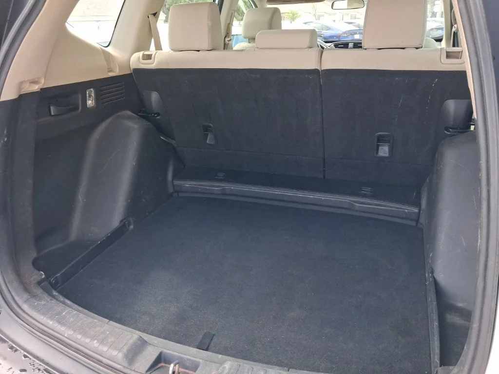Used 2019  Honda LX image 10