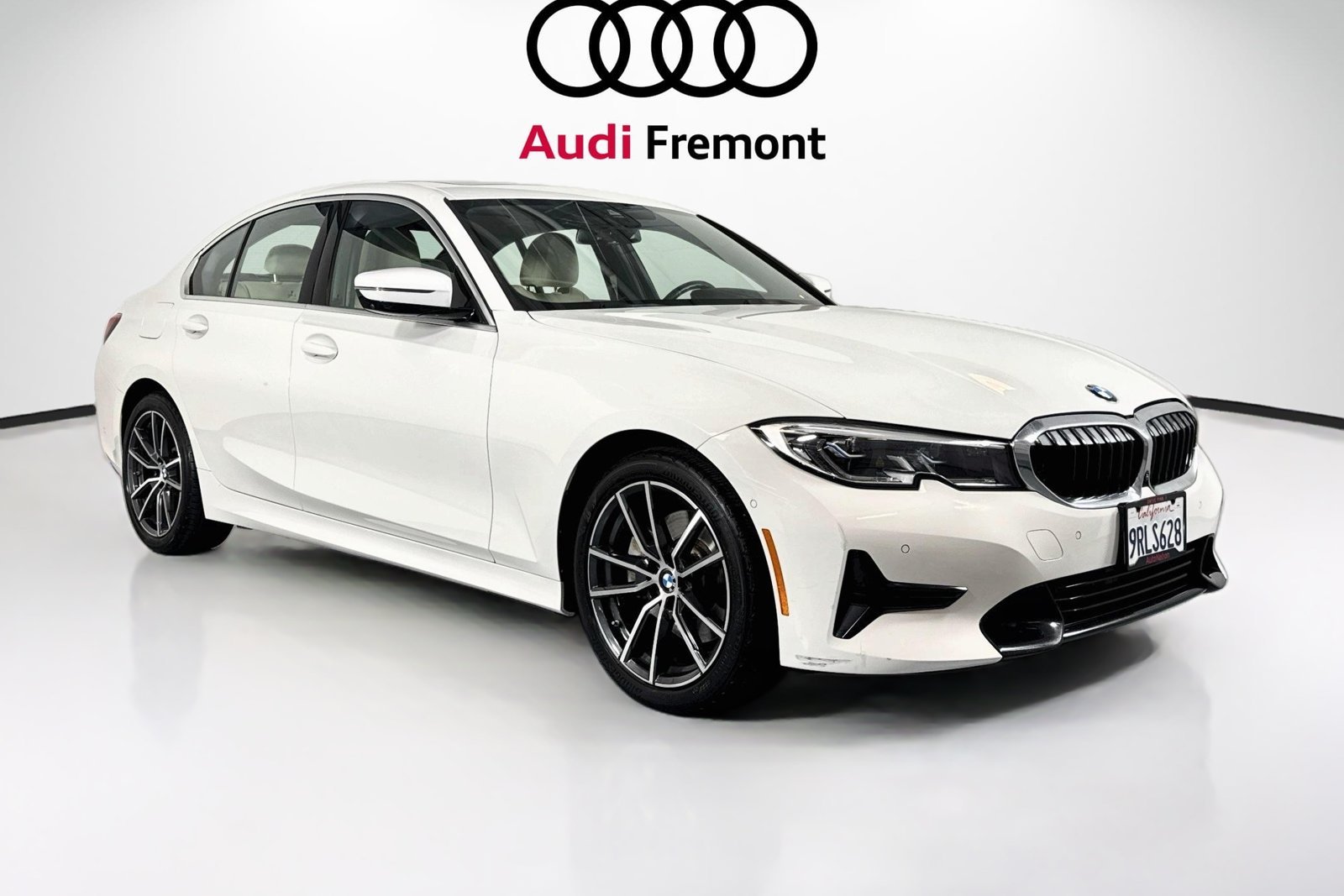 Used 2021 Alpine White BMW 330e image 7
