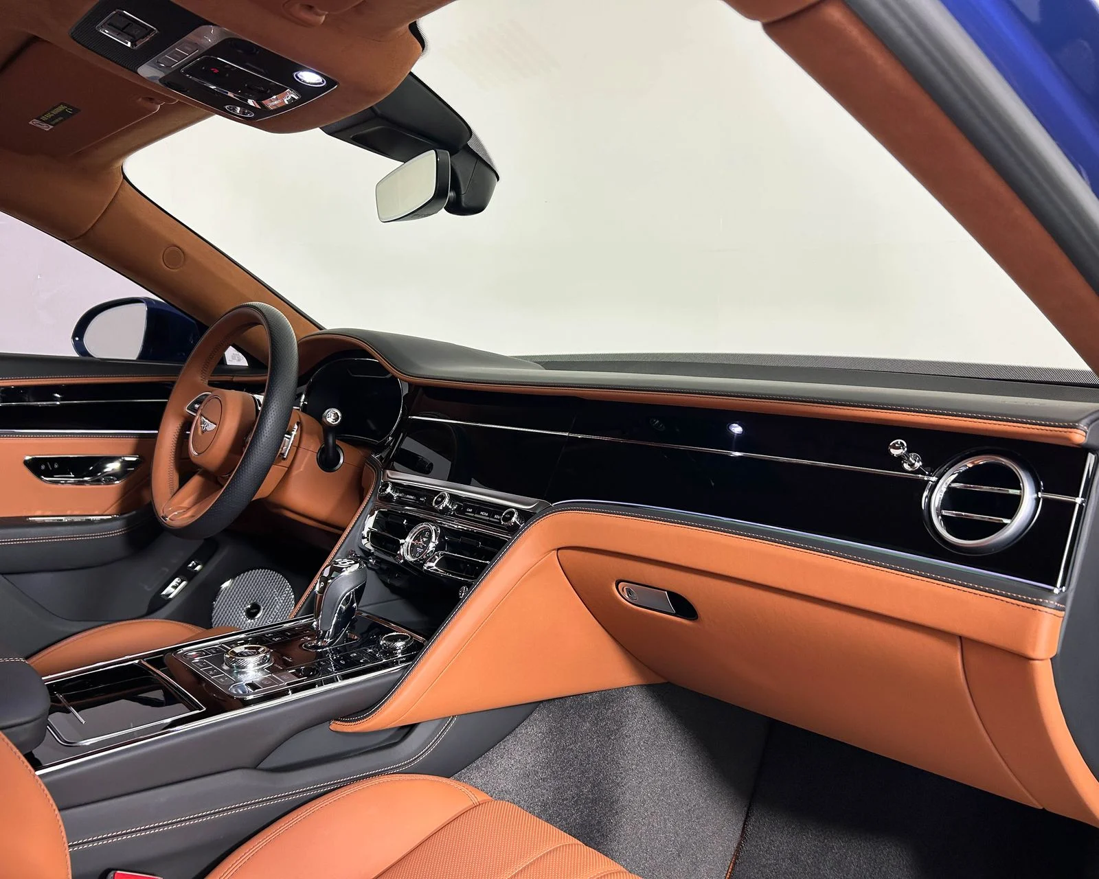 Certified Used 2024 Blue Bentley V8 image 2
