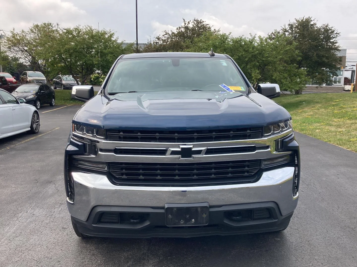 Used 2019 NORTHSKY BLUE METALLIC Chevrolet LT image 2