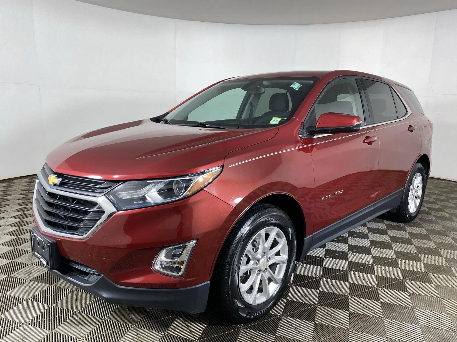 Used 2019 Cajun Red Tintcoat Chevrolet LT image 3