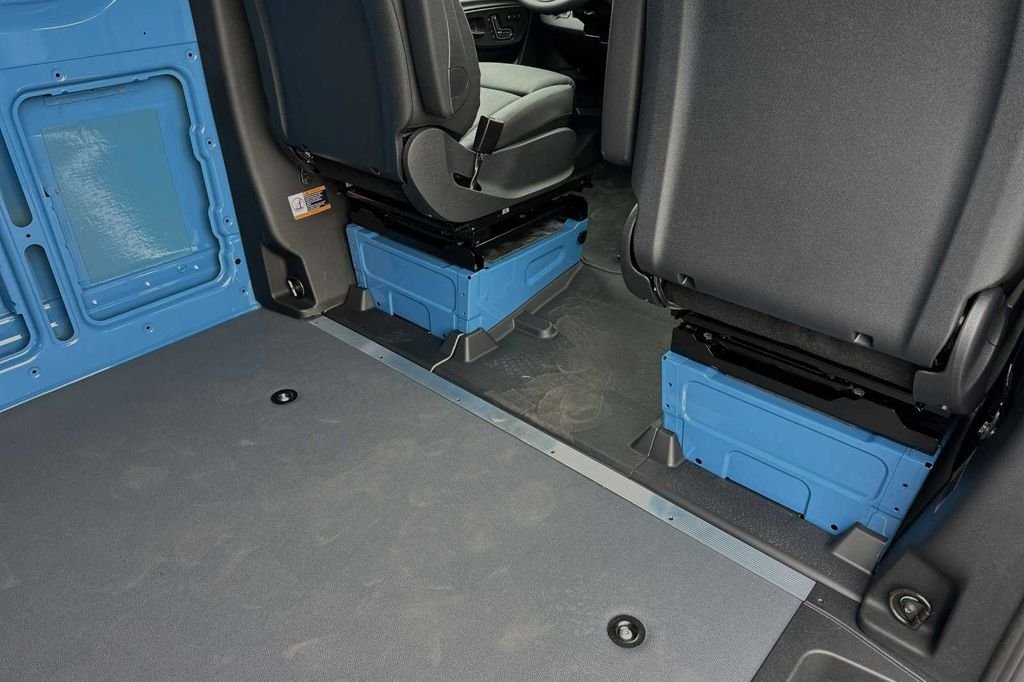 Used 2024 Blue Mercedes-Benz Cargo 144 WB image 11