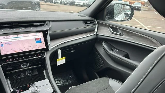 New 2026 White Jeep Altitude image 25