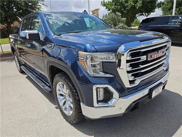 Used 2020 Pacific Blue Metallic GMC SLT 4x2 Crew Cab 5.75 ft. box 147.4 in. WB image 5