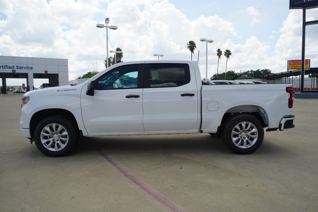 2026 Chevrolet Silverado 1500 Custom - Photo 14
