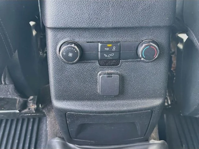 Used 2018 Gray Ford XLT image 26
