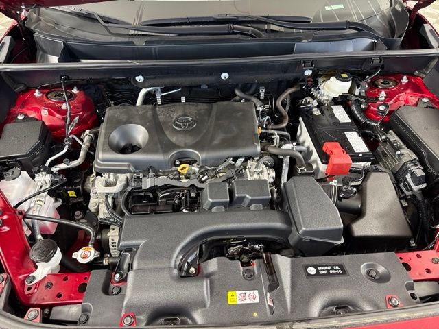 Certified Used 2023 RUBY FLARE PEARL Toyota  image 10