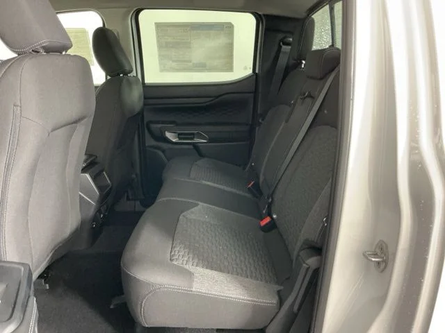 New 2025 Oxford White Ford XLT image 26