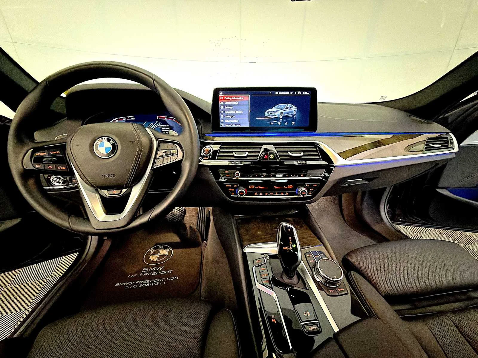 2023 BMW 5 Series 530i - Photo 12